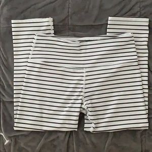 Black and white striped Yoga leggings